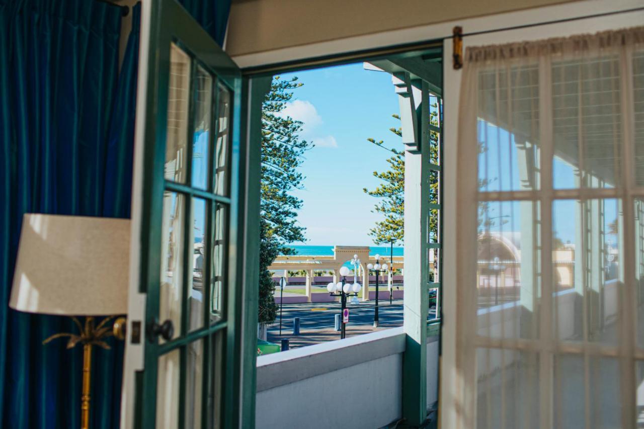 Art Deco Masonic Hotel Napier Exterior photo